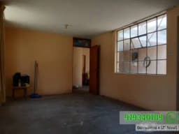 Se Vende Casa con Doble Frentera Ideal para INVERTIR en el Cercado