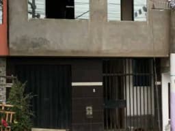 CASA DE DOS PISOS EN PUENTE PIEDRA