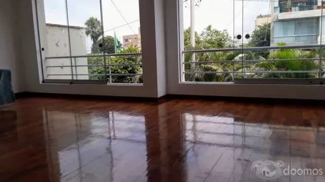 2 cuadras del Olivar - San Isidro — foto 1