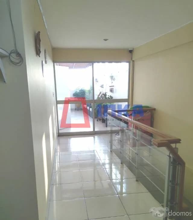 HERMOSO DEPARTAMENTO TRIPLEX UBICADO  EN SAN BORJA — foto 1