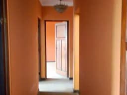 SUPER OFERTA DE DPTO. EXCELENTE UBICACION EN LINCE ZONA CENTRICA USD 160,00 NEGOCIABLE