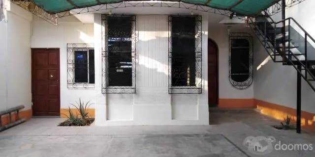 Se alquila amplia casa SÓLO EMPRESAS!!! — foto 2