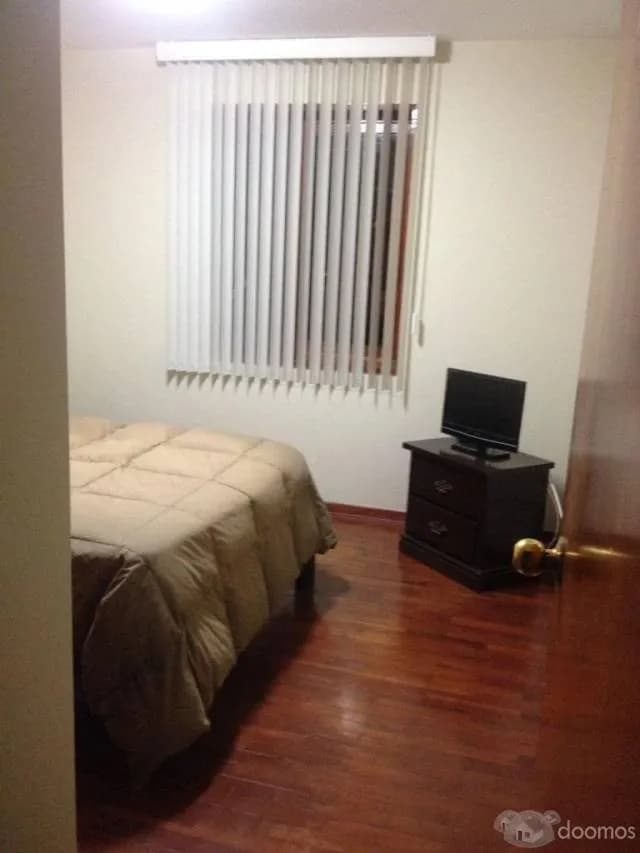 VENDO HERMOSO FLAT EN CHACARILLAS ,TAMBO DE MONTERRICO — foto 7