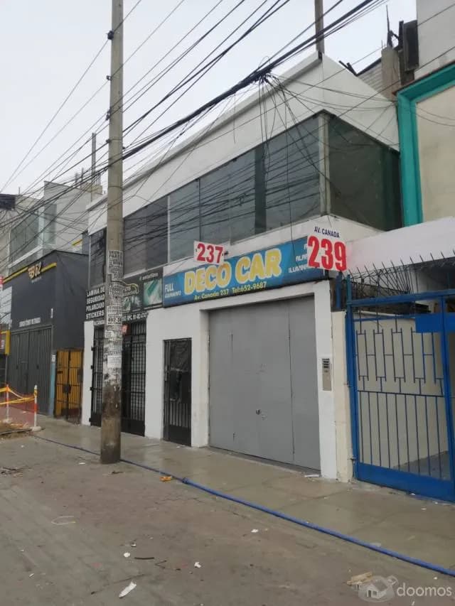 VENDO CASA EN PLENA AV. CANADA A 1 CUADRA DE VIA EXPRESA — foto 3
