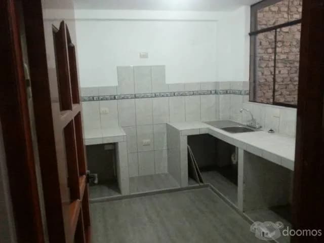 SE ALQUILA DUPLEX UBICADO A ESPALDAS DEL QUINDE — foto 1