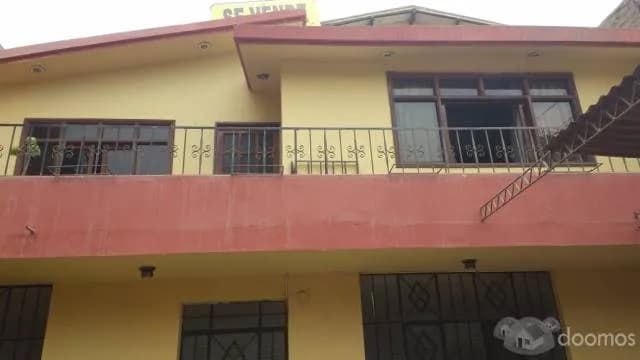 VENDO CASA POR VIAJE — foto 1