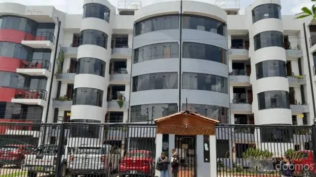 EN VENTA DUPLEX EN RESIDENCIAL HUANCARO — foto 1