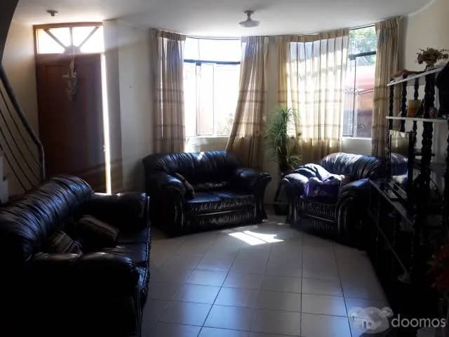 Venta de Casa Céntrica a espaldas del Mercado Central de la ciudad de Tacna — foto 3