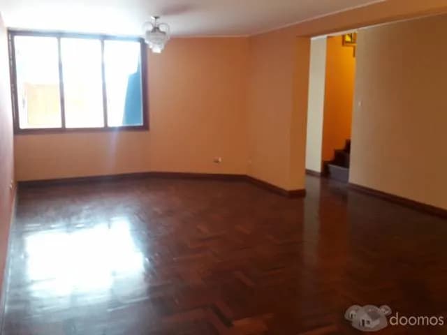 Venta hermosa casa en zona residencial céntrica en la ciudad de Tacna — foto 4