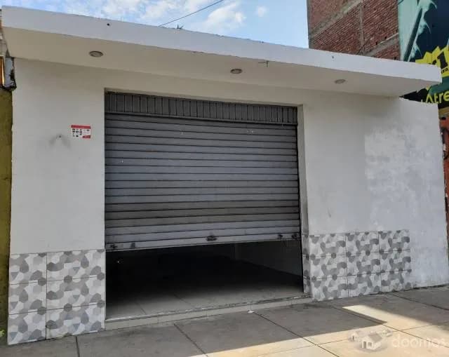 ALQUILER DE LOCAL COMERCIAL — foto 1