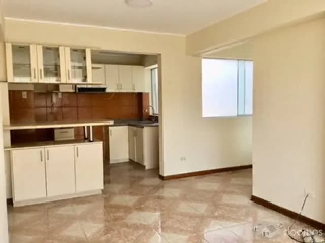 EN VENTA-DEPARTAMENTO EN SAENZ PEÑA CUADRA 5 MAGDALENA DEL MAR — foto 11