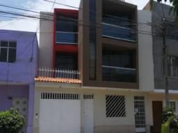 Alquilo MINI-DEPARTAMENTO (SMP - Urb. Perú)