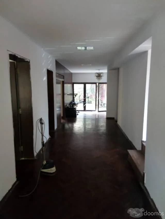VENDO DEPARTAMENTO TODO EL PRIMER PISO — foto 3