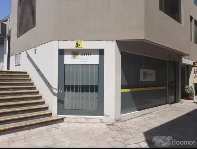 Local Comercial Centro comercial Cayma — foto 1