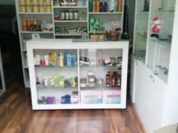 ALQUILER DE LOCAL COMERCIAL  SURCO APTO PARA PELUQUERIA , SPA, DENTISTA , OFICINAS