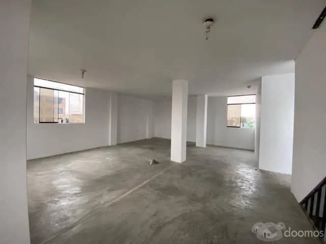 ALQUILER DE LOCAL COMERCIAL — foto 3