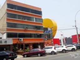 Alquiler Oficina-Consultorio 30m2 Alt. cuadra 27 de Av. Aviación - San Borja
