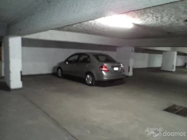 Alquilo Céntrico Estacionamiento Vehicular 25m2 Shell con Larco Miraflores — foto 2
