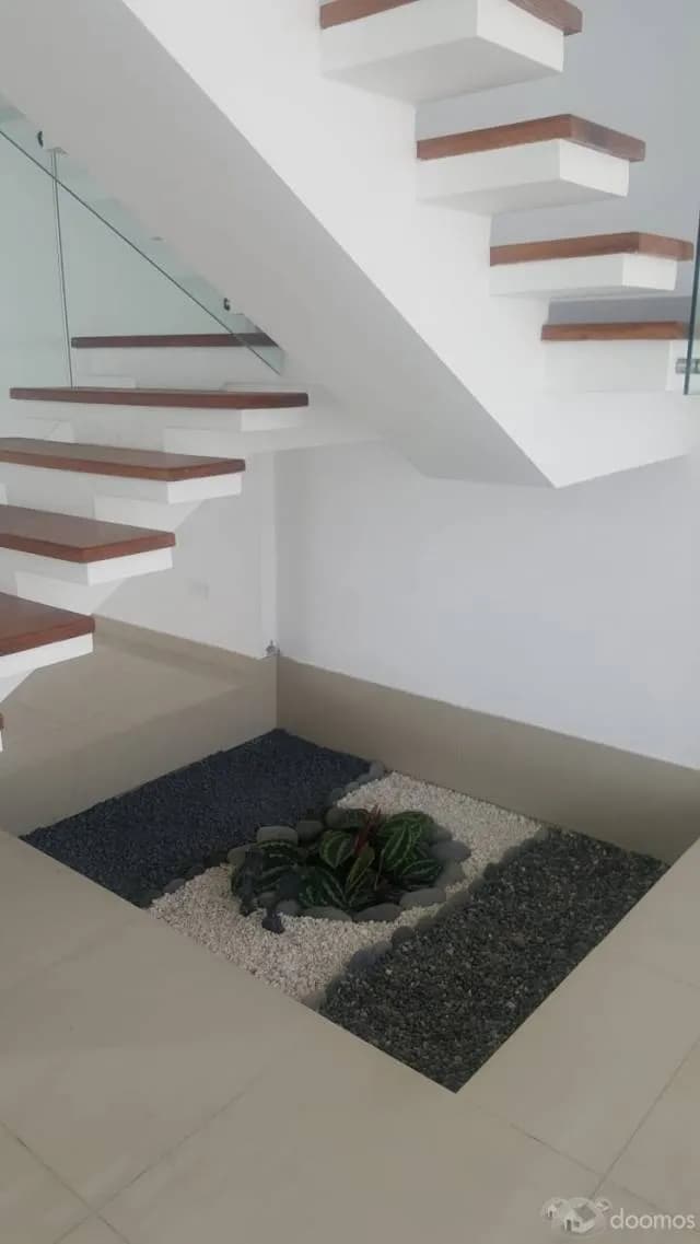 Vendo Casa en Surco - Estreno - Urb. El Polo — foto 5
