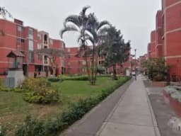 VENDO DEPARTAMENTO PRIMER PISO 77m2 TORRES DE LIMATAMBO