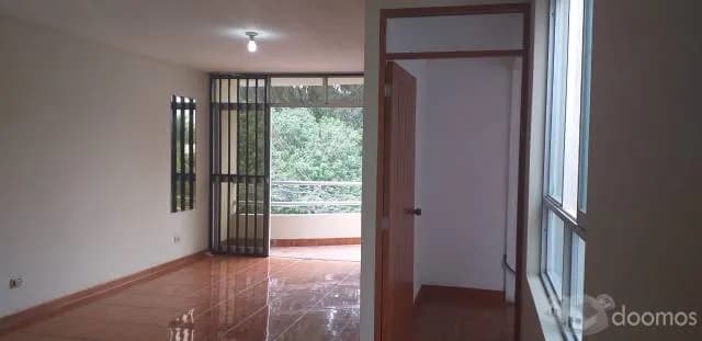ALQUILER DEPARTAMENTO SURCO PARALELA A CAMINOS DEL INCA, FRENTE AL PARQUE — foto 2