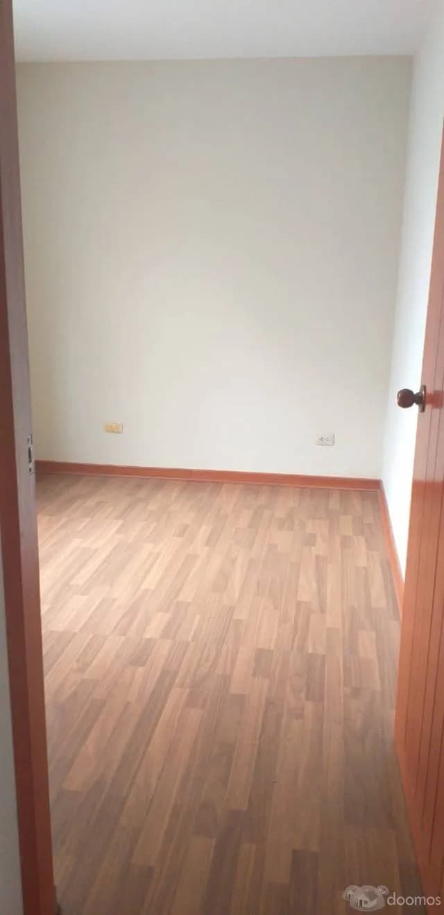 ALQUILER DEPARTAMENTO SURCO PARALELA A CAMINOS DEL INCA, FRENTE AL PARQUE — foto 6