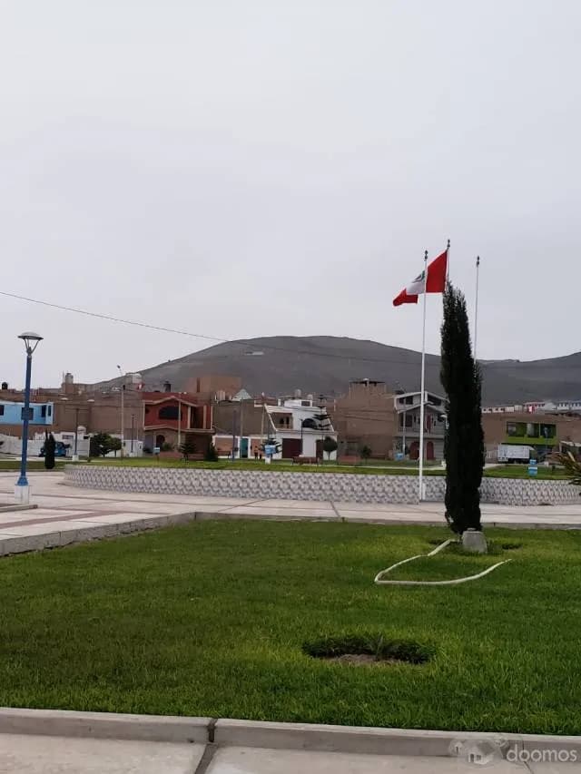 vendo casa frente a parque — foto 2