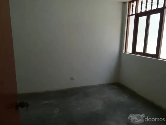 Amplia y bien ubicada casa- documentacion en orden — foto 6