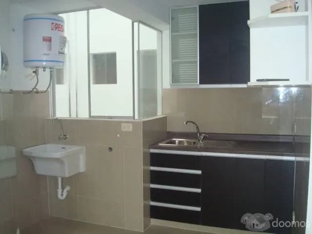 ALQUILO MINI DEPA Y HABITACIONES — foto 1