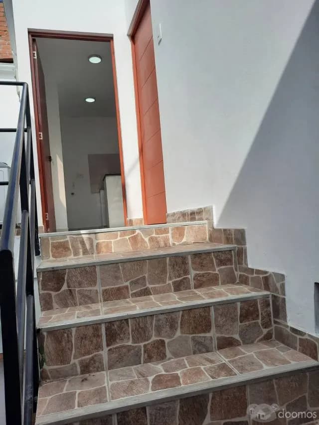 Alquiler minidepartamento de estreno — foto 4