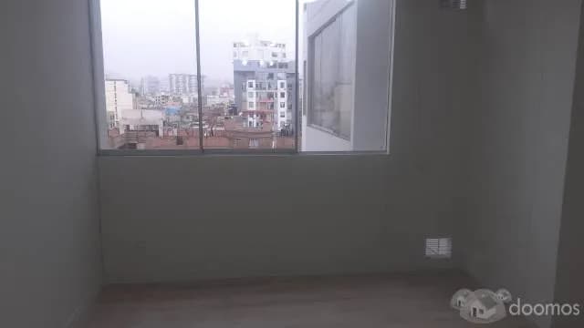 Venta departamento Breña, moderno y funcional — foto 2