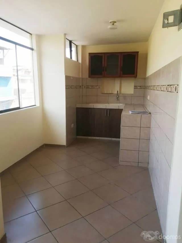 Venta departamento Breña, remodelado — foto 3