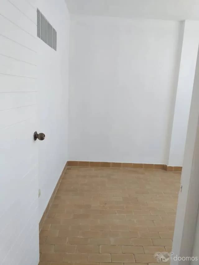 ALQUILO CASA EN TERCER MALECON PIMENTEL — foto 1
