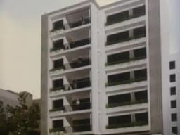 Excelente Departamento 2 Dormitorios, con ingreso al Parque Bustamante, San Isidro. Total Seguridad.