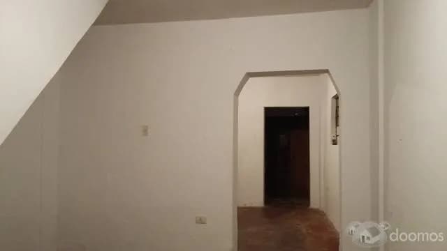 ALQUILO 2 AMPLIOS AMBIENTES -PUERTA CALLE - PRIMER PISO — foto 1