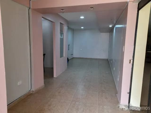 Alquilo Local Comercial súper bien ubicado — foto 2