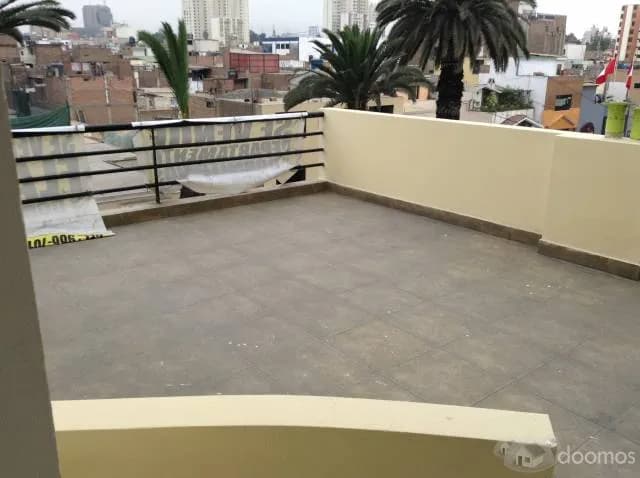Vendo departamento en Jesus Maria, 2 cuartos con terraza — foto 3
