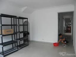 SE VENDE CASA EN 1ER. PISO, UBICACIÓN CENTRICA, TOTALMENTE REMODELADA, IDEAL OFICINA O VIVIENDA