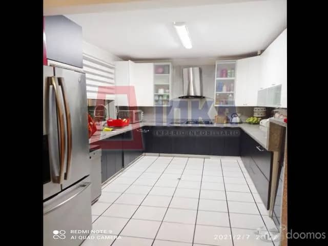 ESPECTACULAR CASA ,CON  FINOS ACABADOS Y EXCELENTE DISTRIBUCIÓN — foto 11