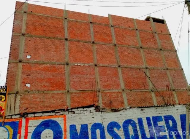 ALQUILER DE PARED PARA PUBLICIDAD — foto 1