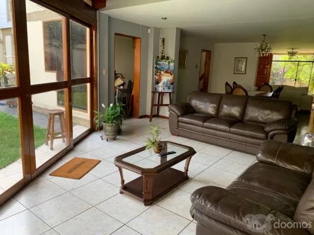 HERMOSA CASA EN SURCO DENTRO DE LA URB. HIGUERETA — foto 11