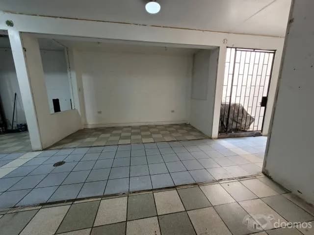 Excelente y céntrico local comercial de 2 pisos. — foto 5