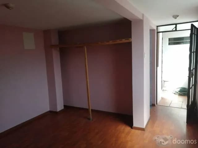 ALQUILO CASA AMPLIA Y ACOGEDORA — foto 4