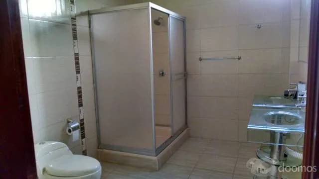 SE ALQUILA DEPARTAMENTO AMPLIO Y MODERNO — foto 4