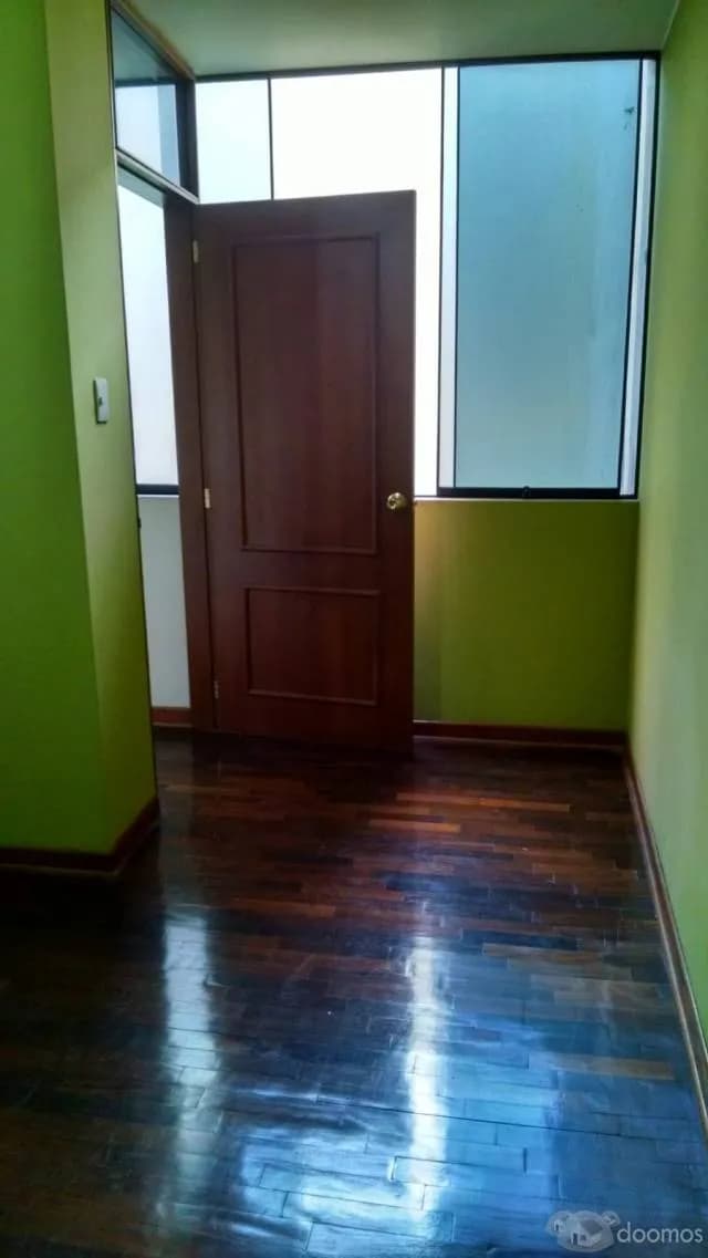 SE ALQUILA DEPARTAMENTO AMPLIO Y MODERNO — foto 8