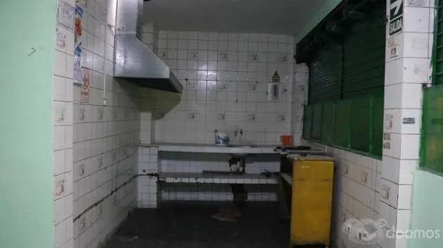 Local Comercial/ Almacén / Centro de Atención — foto 7