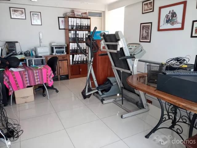 VENDO DÚPLEX CERCA AL ÓVALO HIGUERETA — foto 1