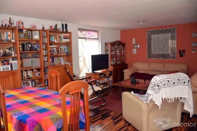 Casa en esquina Urb. Elio 220m2 — foto 2