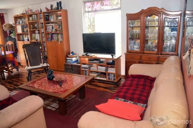 Casa en esquina Urb. Elio 220m2 — foto 3