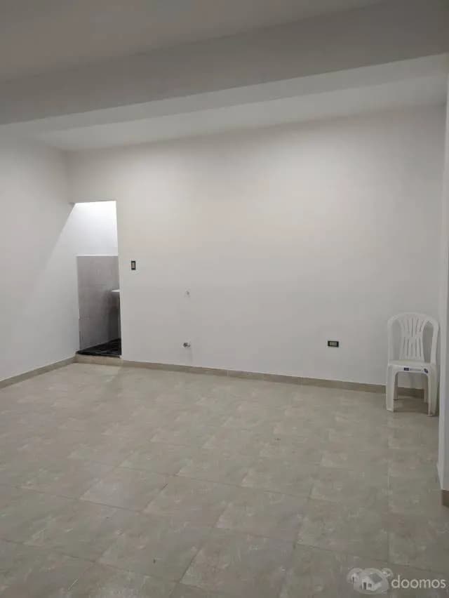 ALQUILER DE LOCAL COMERCIAL EN ESTRENO — foto 1